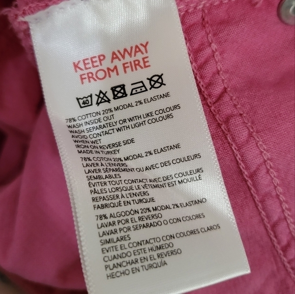 New BDG Urban Outfitters Corduroy Shorts Hot Pink Shorts Size 32 Bubblegum Pink - Picture 9 of 10